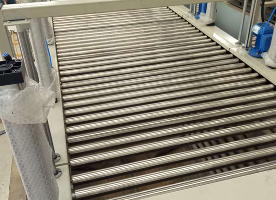 柔性鏈輸送機(jī) 柔性鏈輸送機(jī)